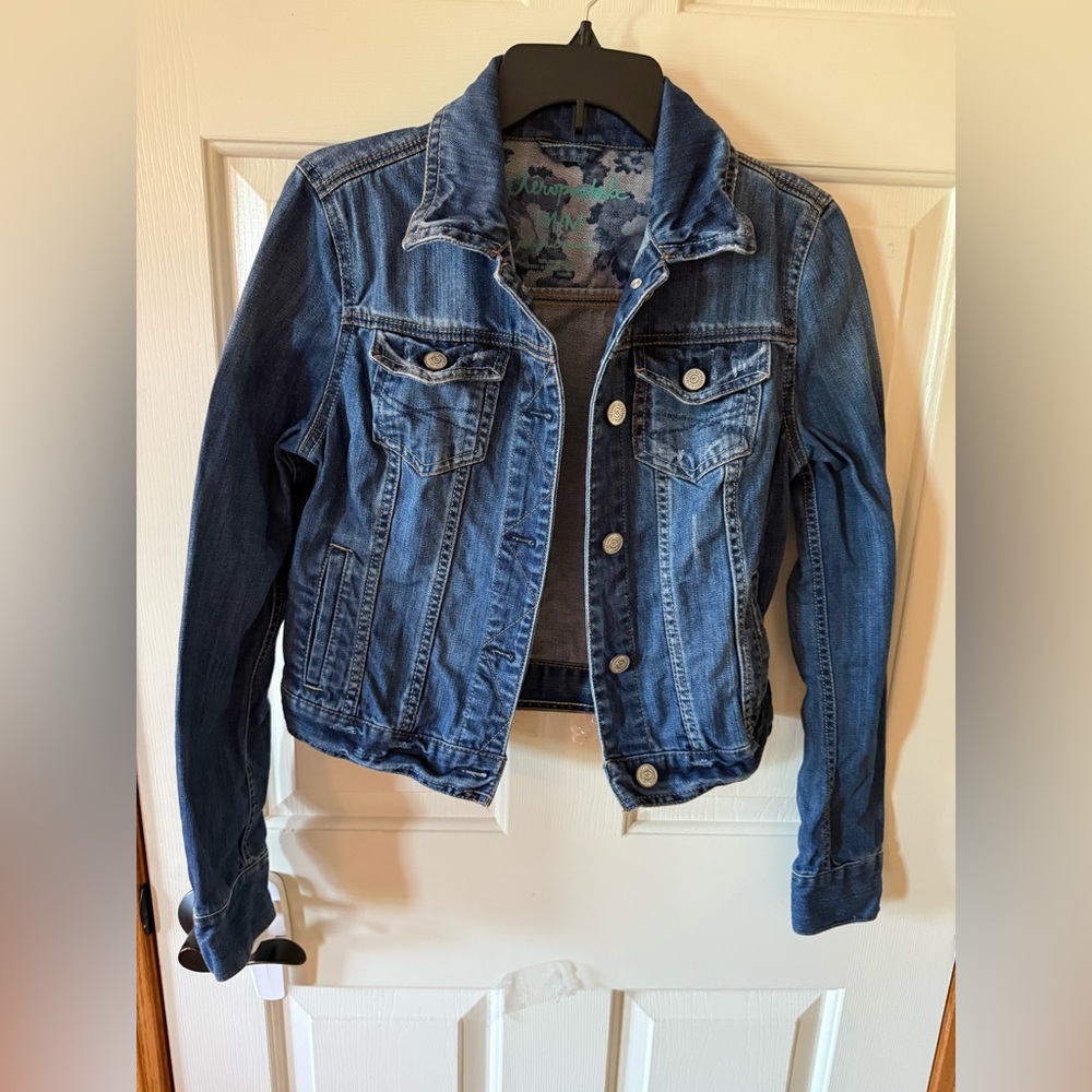 Aeropostale Classic Blue Denim Jacket. Size medium - Picture 3 of 12